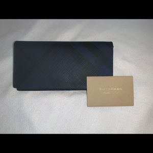 Burberry wallet